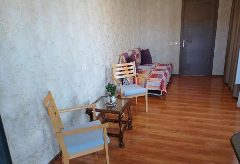 پانسیون Guest House Nano