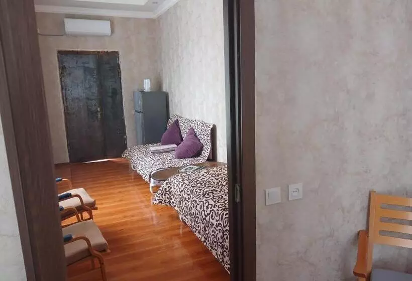 پانسیون Guest House Nano