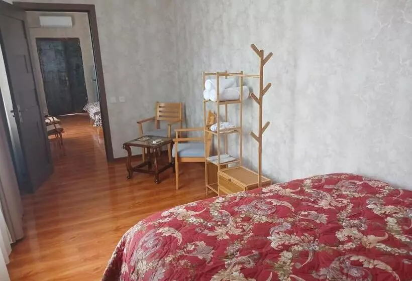 پانسیون Guest House Nano