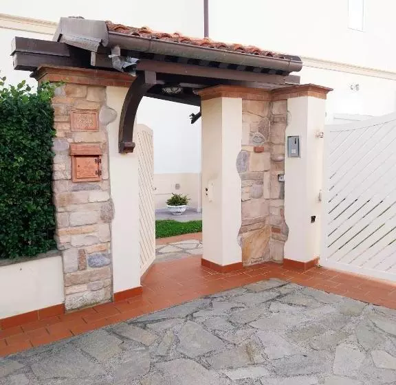 Aamiaismajoitus (B&B) Bee Home