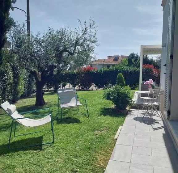 Aamiaismajoitus (B&B) Bee Home