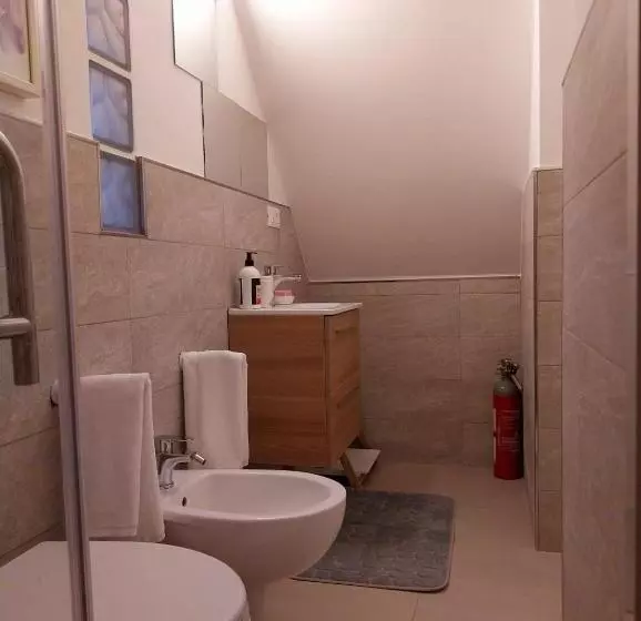 Aamiaismajoitus (B&B) Bee Home