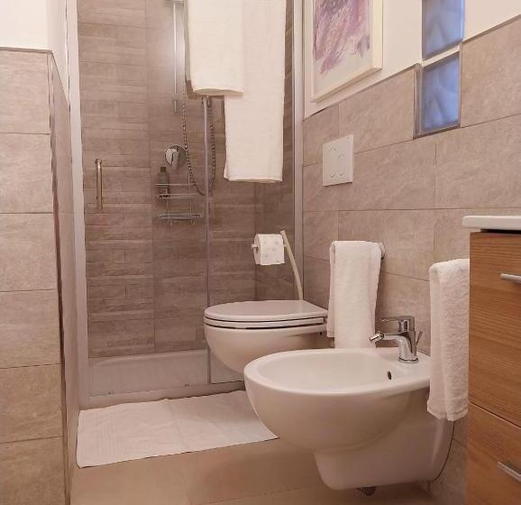 مبيت وإفطار Bee Home