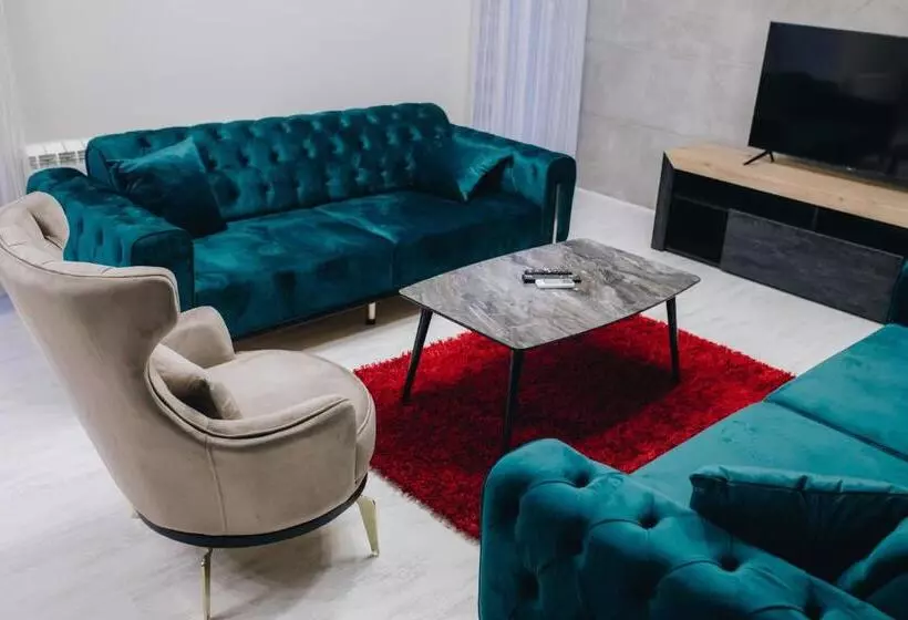 تختخواب و صبحانه Vila Radovics And Apartments