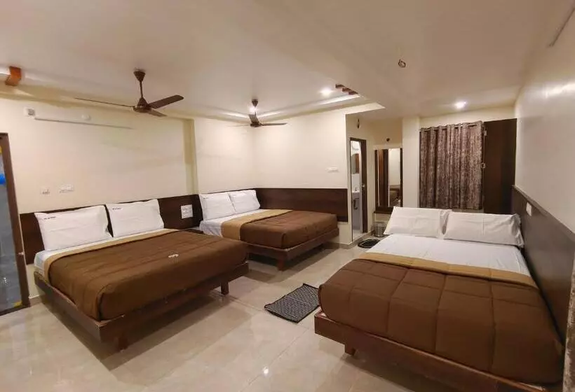 Hotelli Dkr Grand