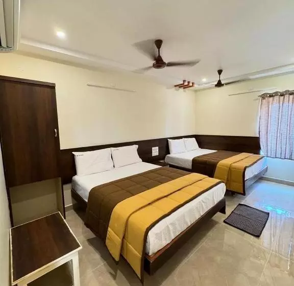 Hotelli Dkr Grand