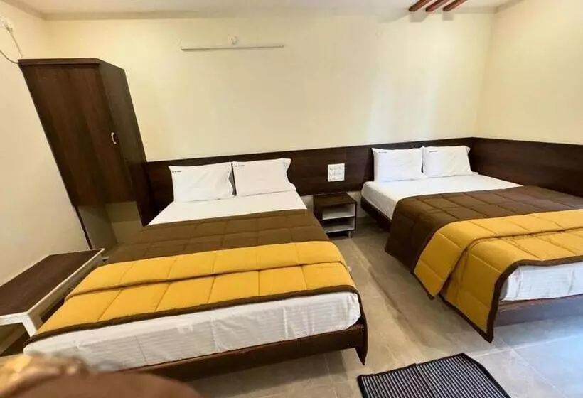Hotelli Dkr Grand