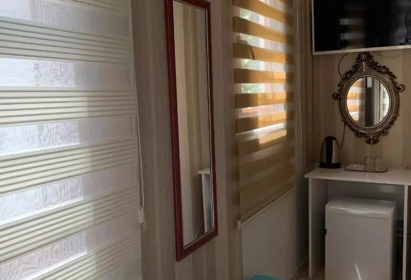 هتل Omar Sultan Park Suites