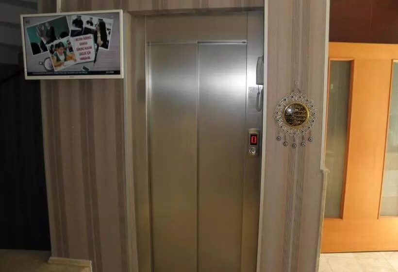 هتل Omar Sultan Park Suites