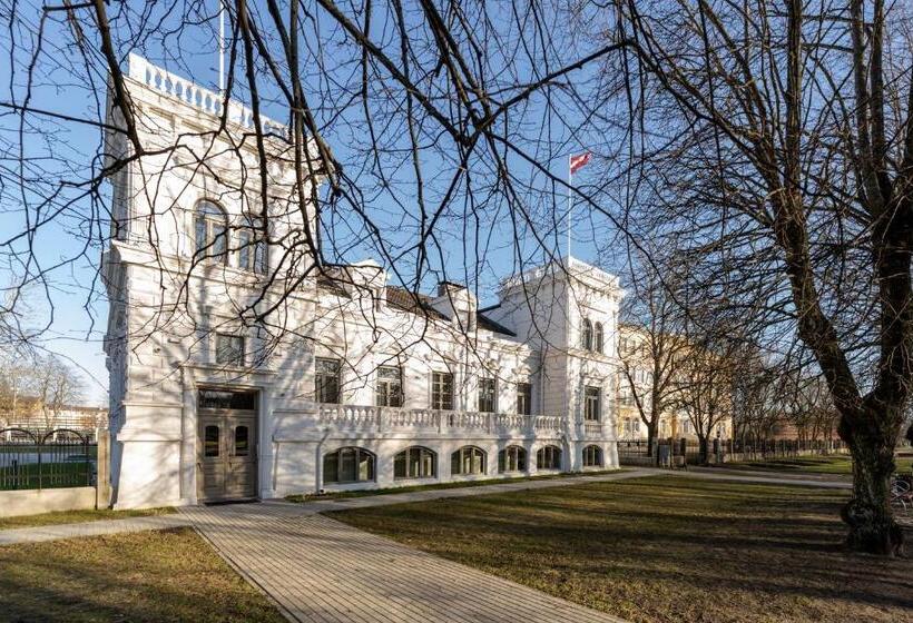 هتل Villa Langberg Spa