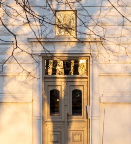 هتل Villa Langberg Spa