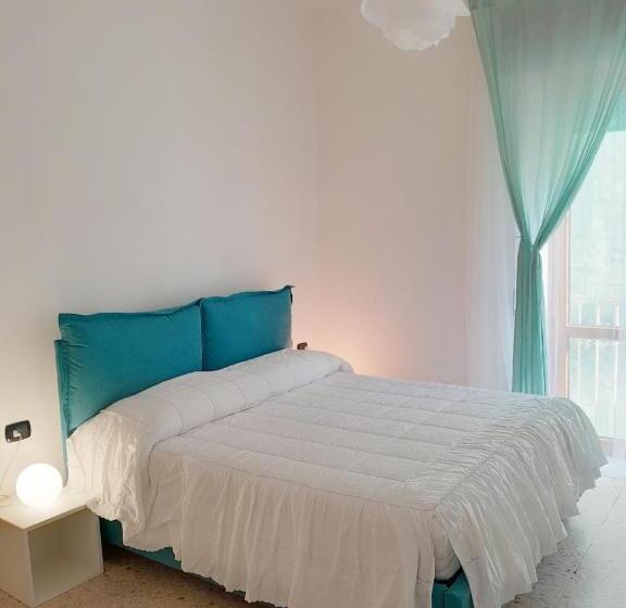 پانسیون Tombolata