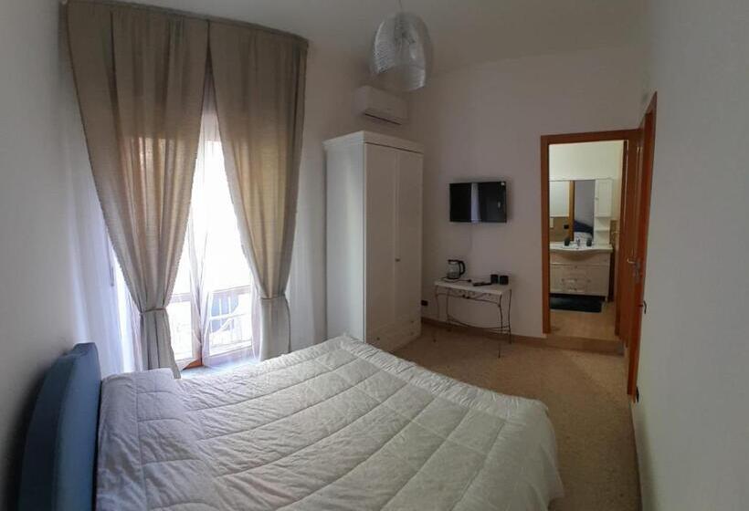 پانسیون Tombolata