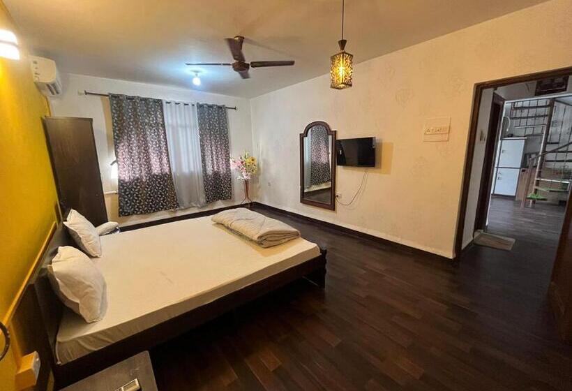 پانسیون Jacuzzi House With Private Terrace Ambiance