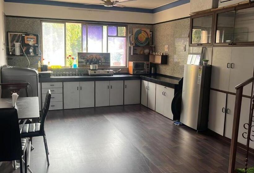 پانسیون Jacuzzi House With Private Terrace Ambiance