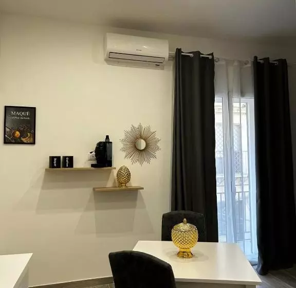 پانسیون Maquè Apartments