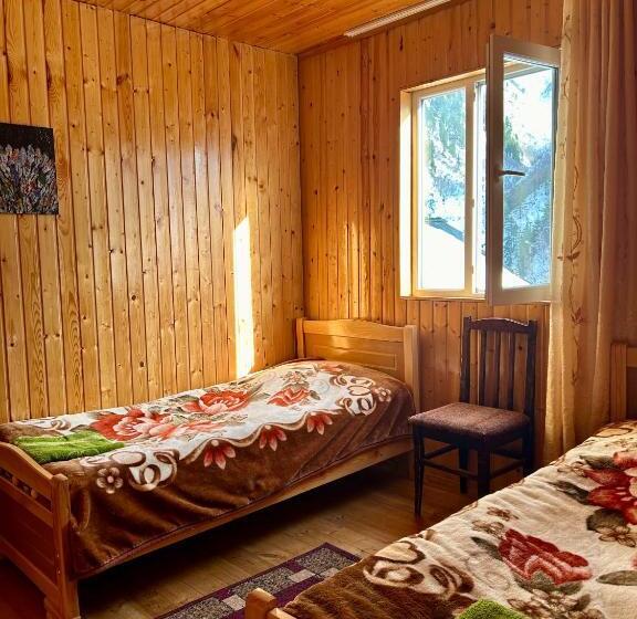 پانسیون Natia’s Guesthouse