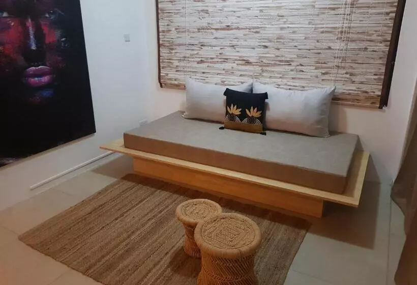 پانسیون Villas Rocher   Standard Suite 2b