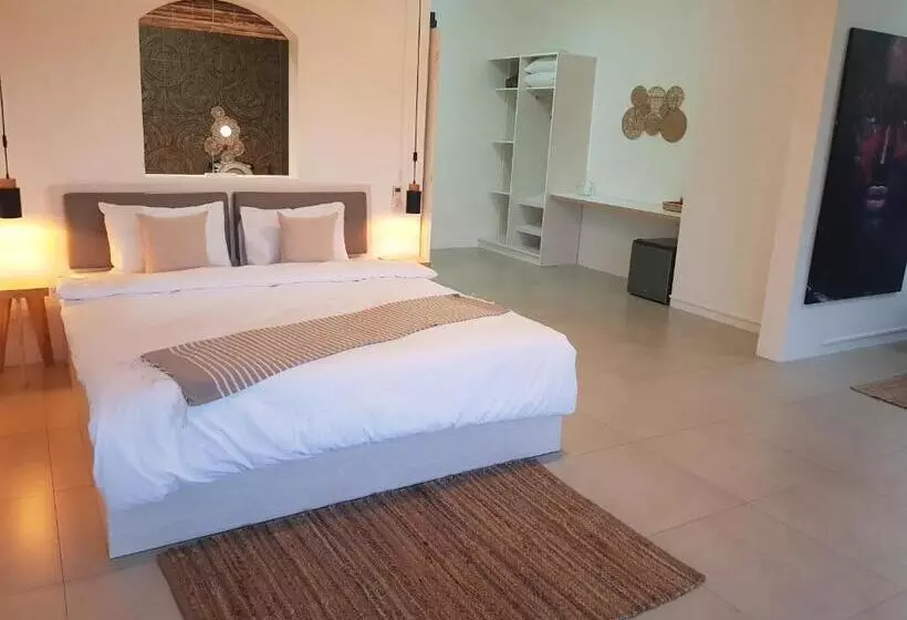 پانسیون Villas Rocher   Standard Suite 2b