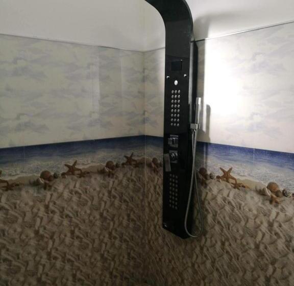 ベッドアンドブレックファースト Anusha Holiday Inn