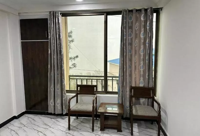 Bhurban Breeze Inn