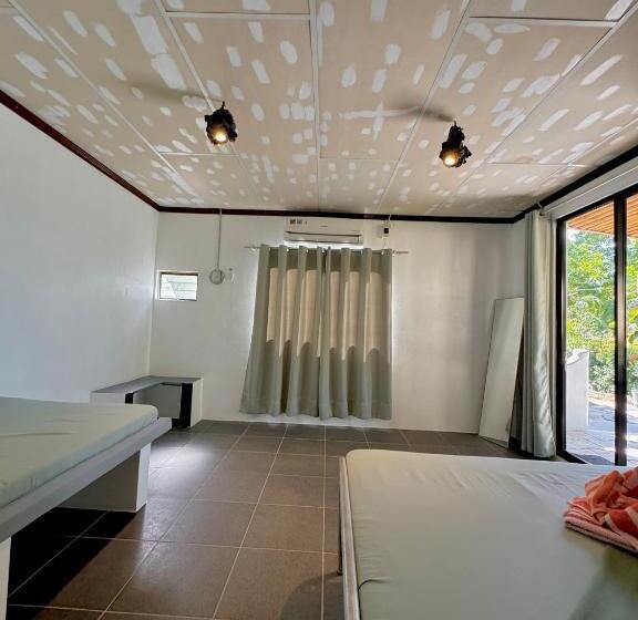 Green Garden Beach Resort, Sipalay