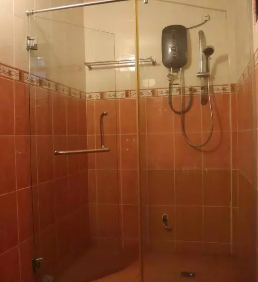 ホテル Bunga Raya Resort Parit Buntar