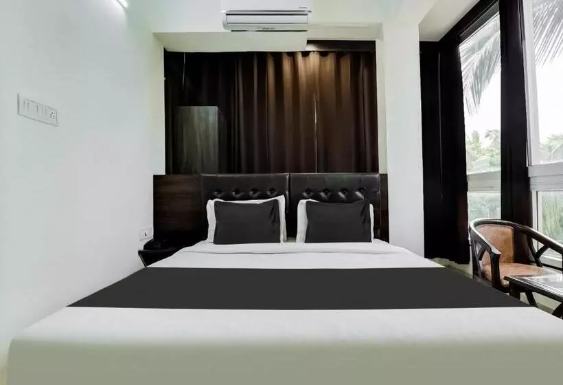 هتل Collection O Usa Goa Beach Resort