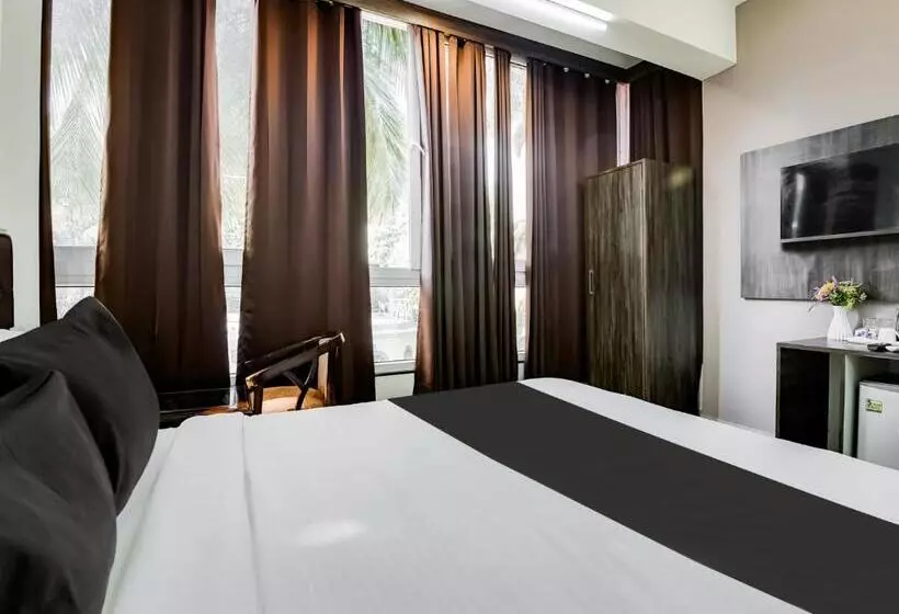هتل Collection O Usa Goa Beach Resort