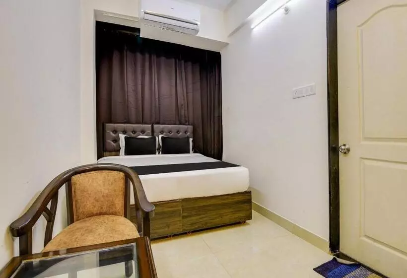 هتل Collection O Usa Goa Beach Resort