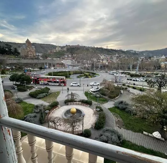 هتل Europe Plaza
