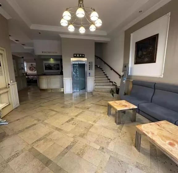 هتل Europe Plaza