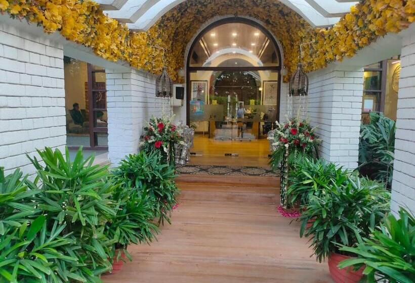 Hotel Goa Country Club