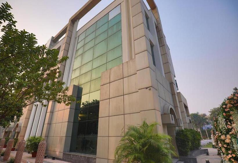 Hotel Goa Country Club