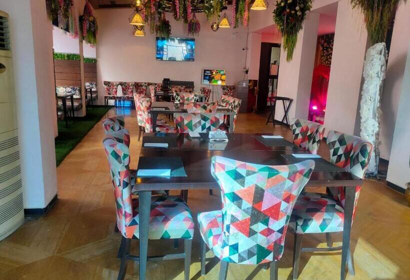 Hotel Goa Country Club