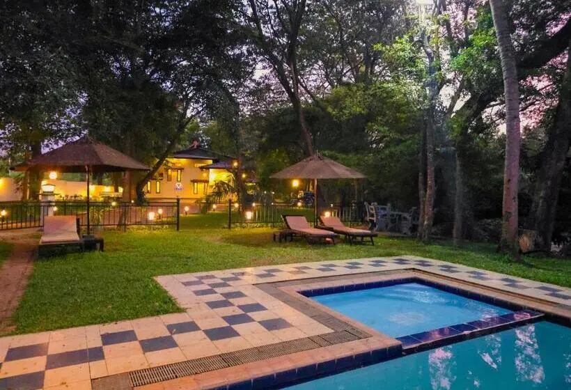 ホテル Grand Kalundawa Resort