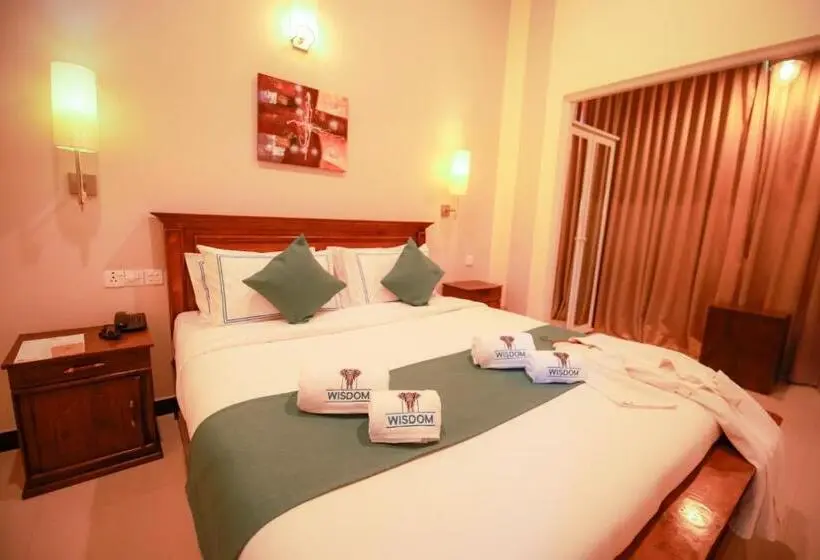 ホテル Grand Kalundawa Resort