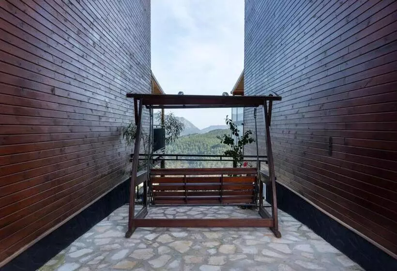 هتل La Veranda Villas