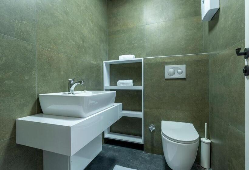 هتل La Veranda Villas