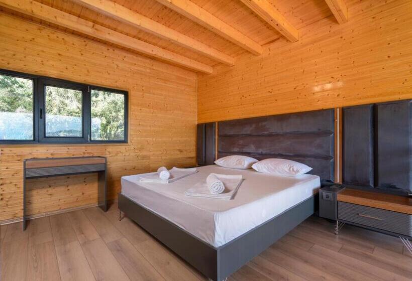 هتل La Veranda Villas