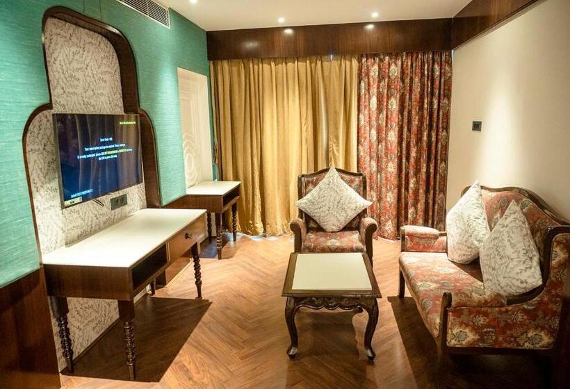 Отель Lake View