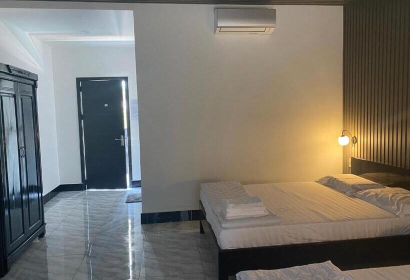 בית מלון כפרי Oasis