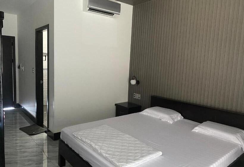 בית מלון כפרי Oasis