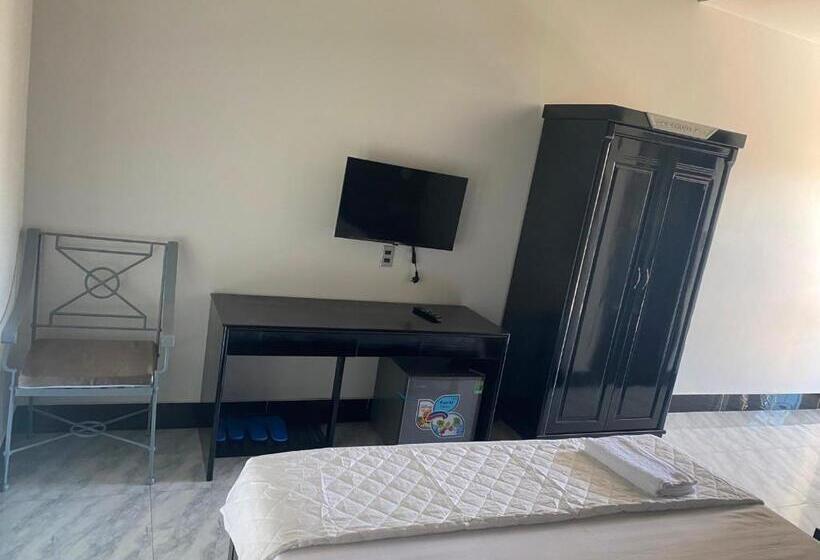 בית מלון כפרי Oasis