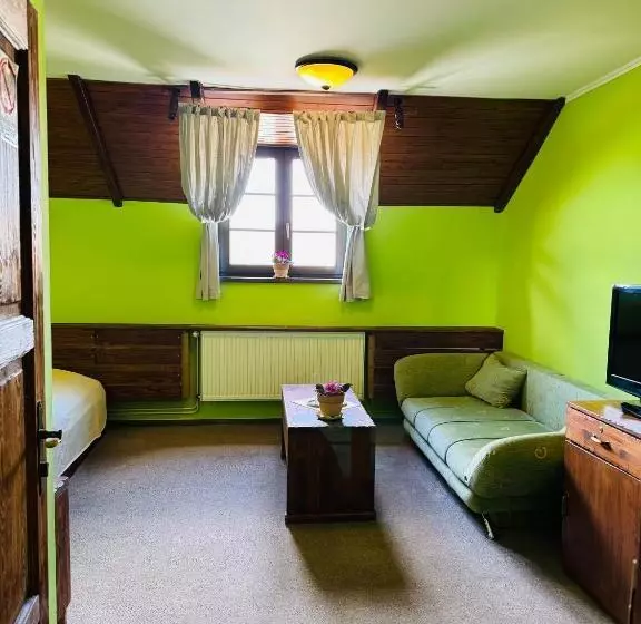 ホテル Penzion Myslivna