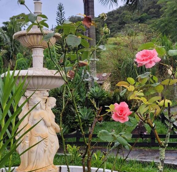 בית מלון כפרי Pousada Mirante Santo Antônio