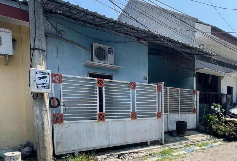 Hotel Spot On 93874 3n Homestay Syariah