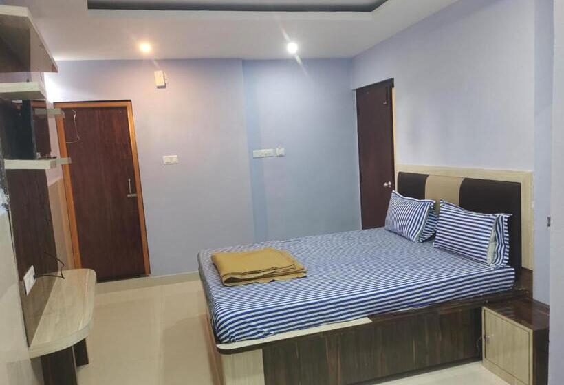 هتل Tara Lodge Grand Road Puri Near Jagannath Temple Best Location
