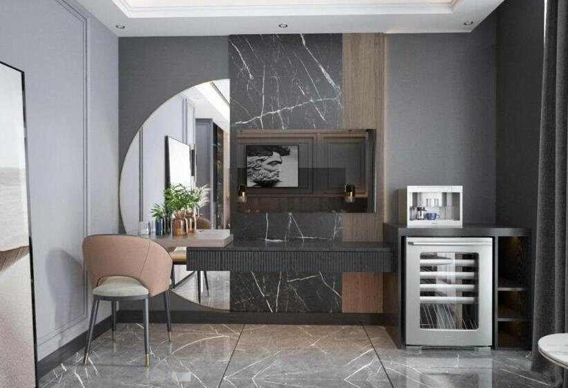 Telmessos Ci̇ty Hotel Adults Only