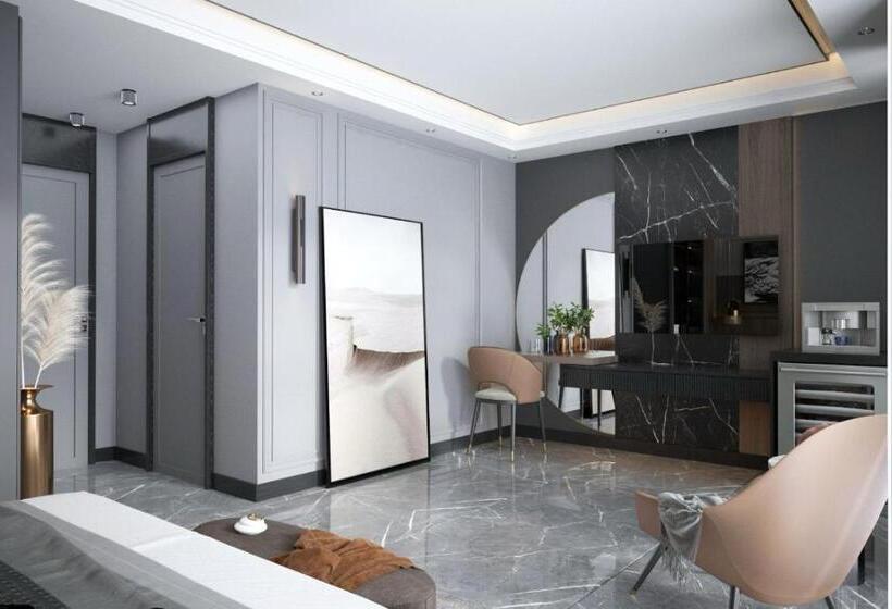 Telmessos Ci̇ty Hotel Adults Only